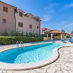 Apartment Volme Romina